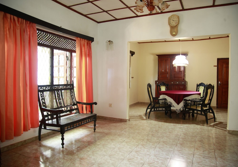 cottage tourist rest