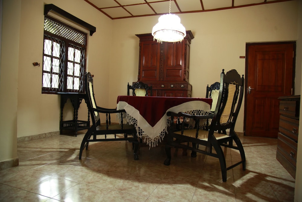 cottage tourist rest