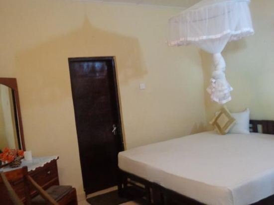 cottage tourist rest