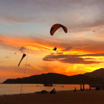 ilkiz beach hotel