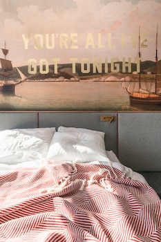 the revolution hotel