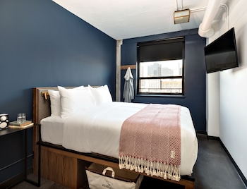 the revolution hotel