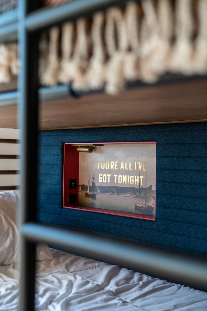 the revolution hotel