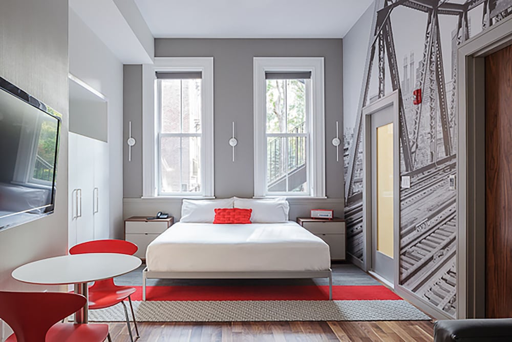 the revolution hotel