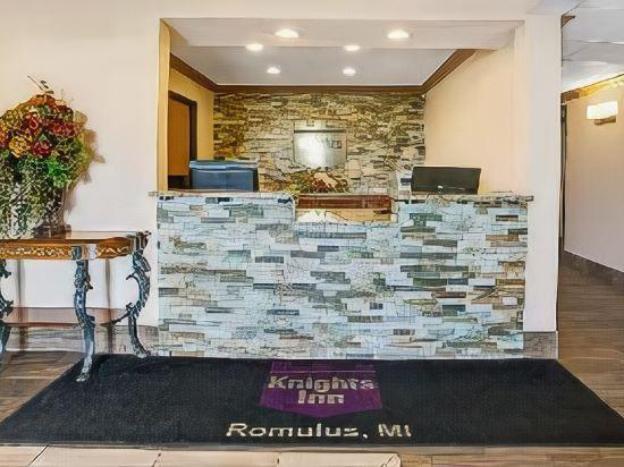 american inn suites detroit metro airport