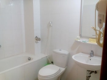 ban mai hotel quang binh