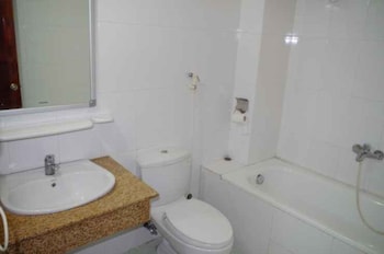 ban mai hotel quang binh