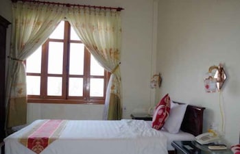ban mai hotel quang binh