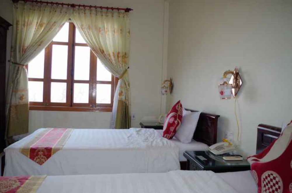 ban mai hotel quang binh