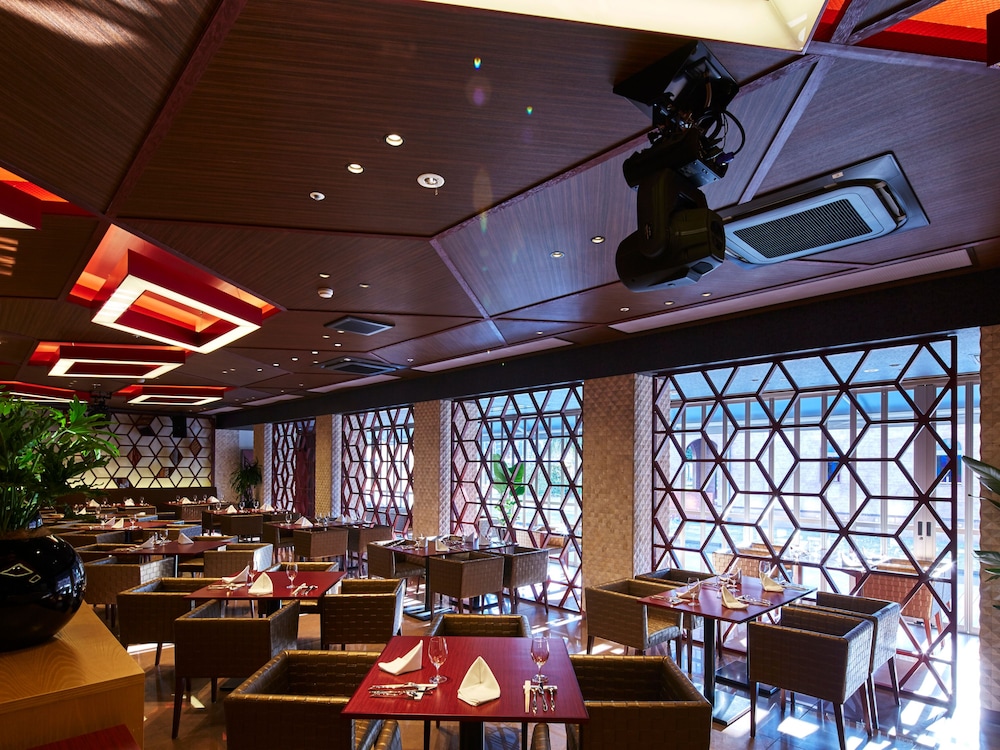 kujukushima bayside hotel and resort flags