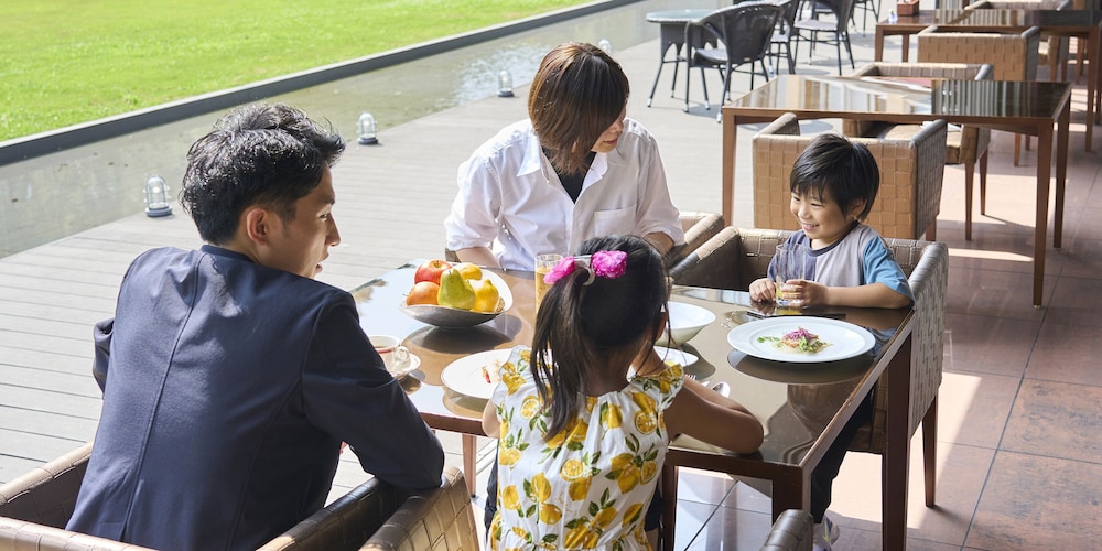 kujukushima bayside hotel and resort flags