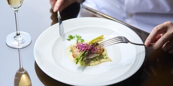 kujukushima bayside hotel and resort flags