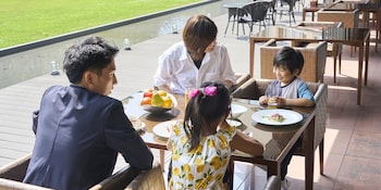kujukushima bayside hotel and resort flags