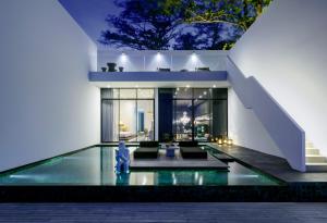 the secret pool villas by the library