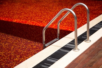 the secret pool villas by the library