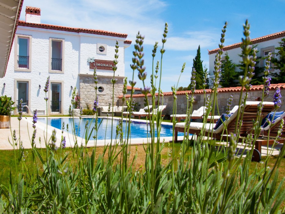 alacati limonaia hotel