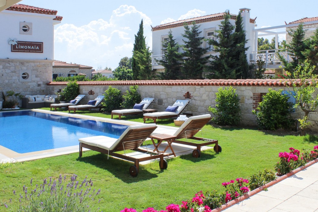 alacati limonaia hotel