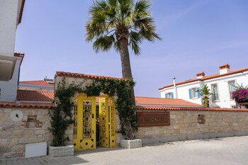 alacati limonaia hotel