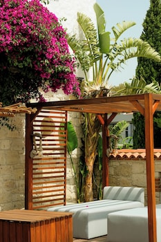 alacati limonaia hotel