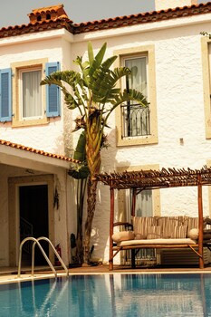 alacati limonaia hotel