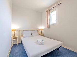 residence nemea le domaine de bertheaume