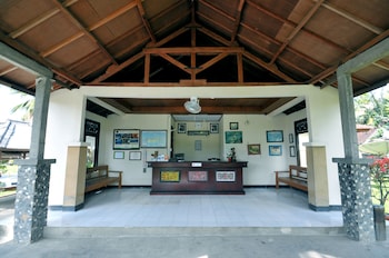 aman gati hotel lakey