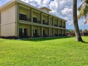 aman gati hotel lakey