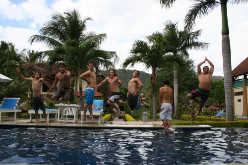 aman gati hotel lakey