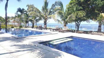 Aman Gati Hotel Lakey,,3 star