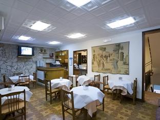 hostal menurka