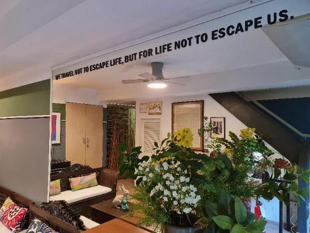 somewhere to escape hometel
