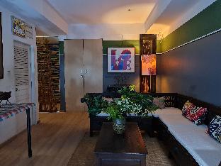 Somewhere To Escape - Hometel,Sathorn Terrace Building,3 star