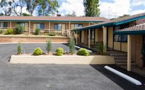 hideaway motor inn armidale