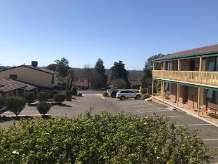 hideaway motor inn armidale