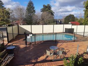 hideaway motor inn armidale