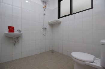 reddoorz premium gandaria jagakarsa