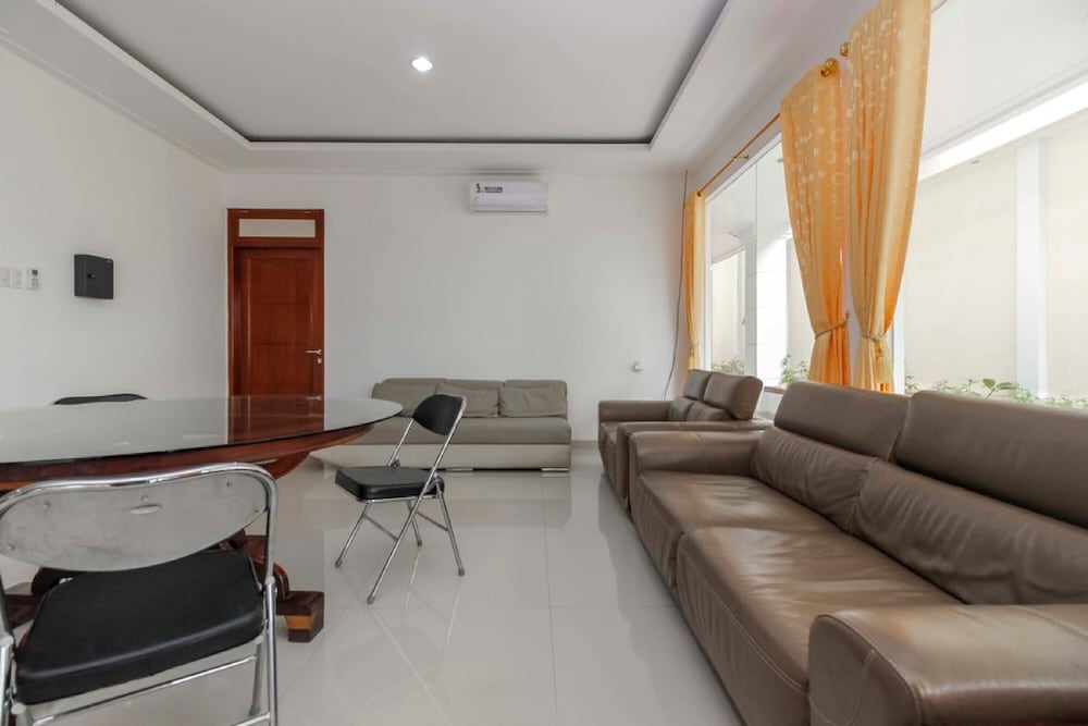 reddoorz premium gandaria jagakarsa