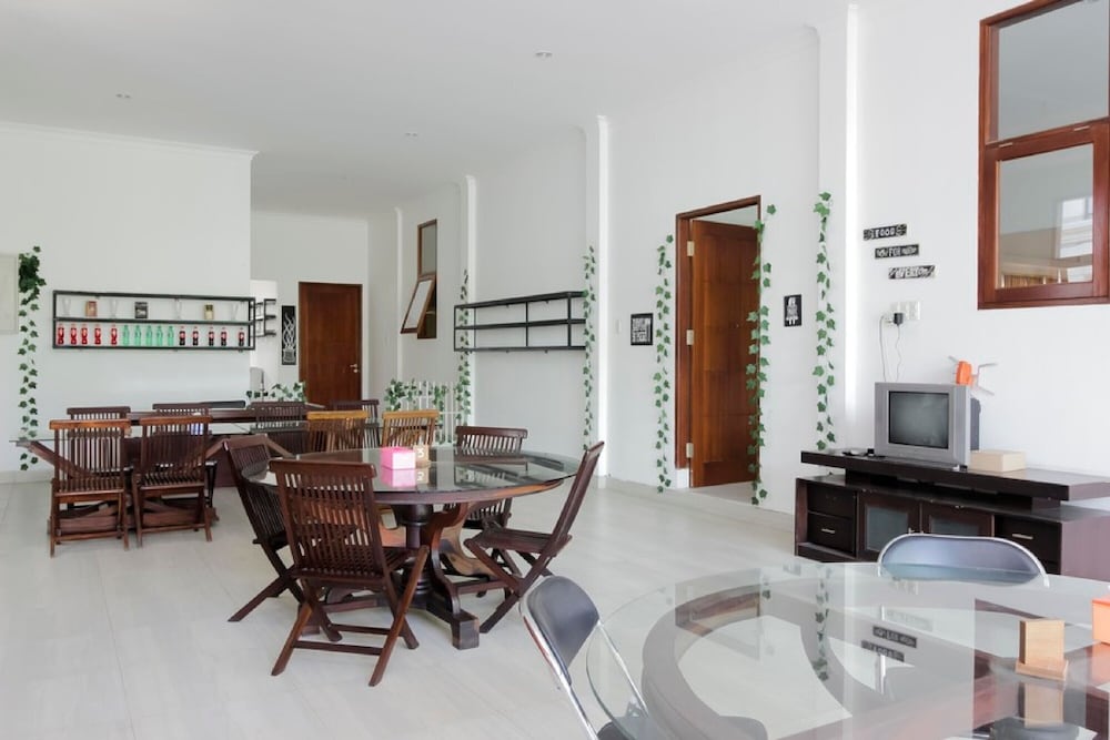 reddoorz premium gandaria jagakarsa