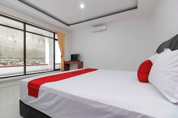 reddoorz premium gandaria jagakarsa