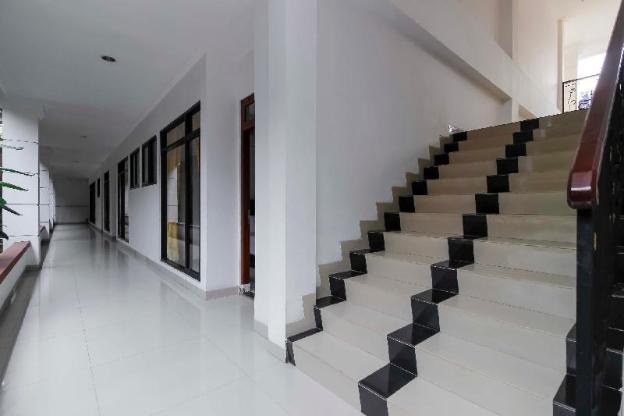reddoorz premium gandaria jagakarsa