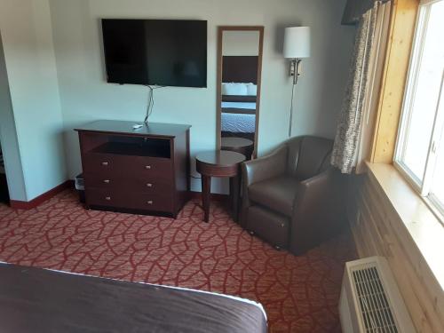 boarders inn and suites by cobblestone hotels superior duluth