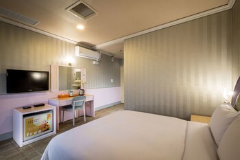 tainan