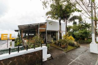 reddoorz plus the ridge tagaytay