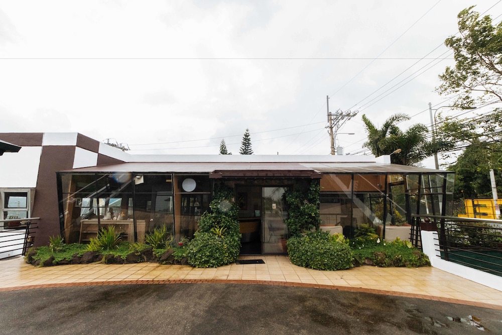 reddoorz plus the ridge tagaytay