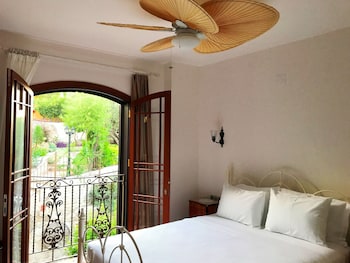 villa taraca alacati romantik hotel