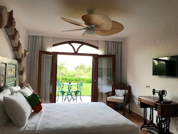 villa taraca alacati romantik hotel