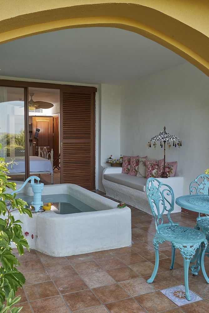 villa taraca alacati romantik hotel