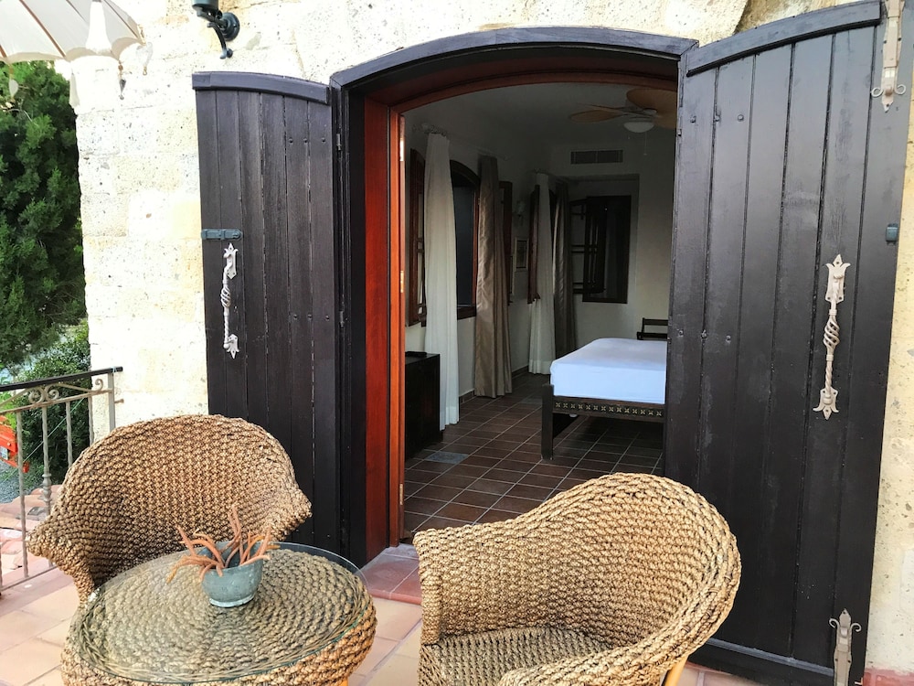 villa taraca alacati romantik hotel