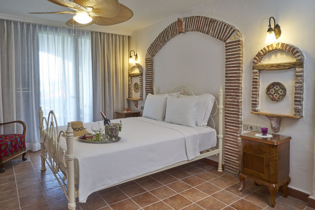 villa taraca alacati romantik hotel