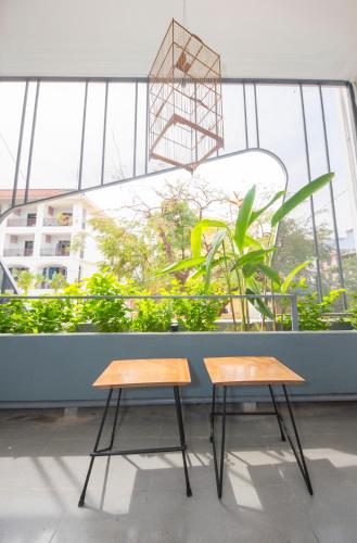 purple hue bnb central hub